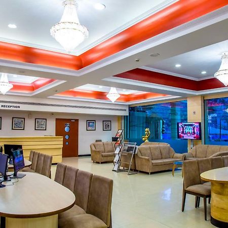 Hotel Tip Top Plaza Thána Kültér fotó