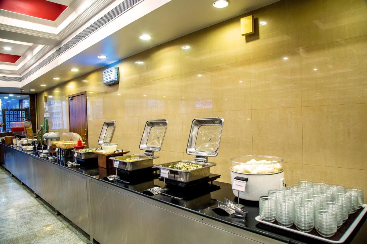 Hotel Tip Top Plaza Thána Kültér fotó